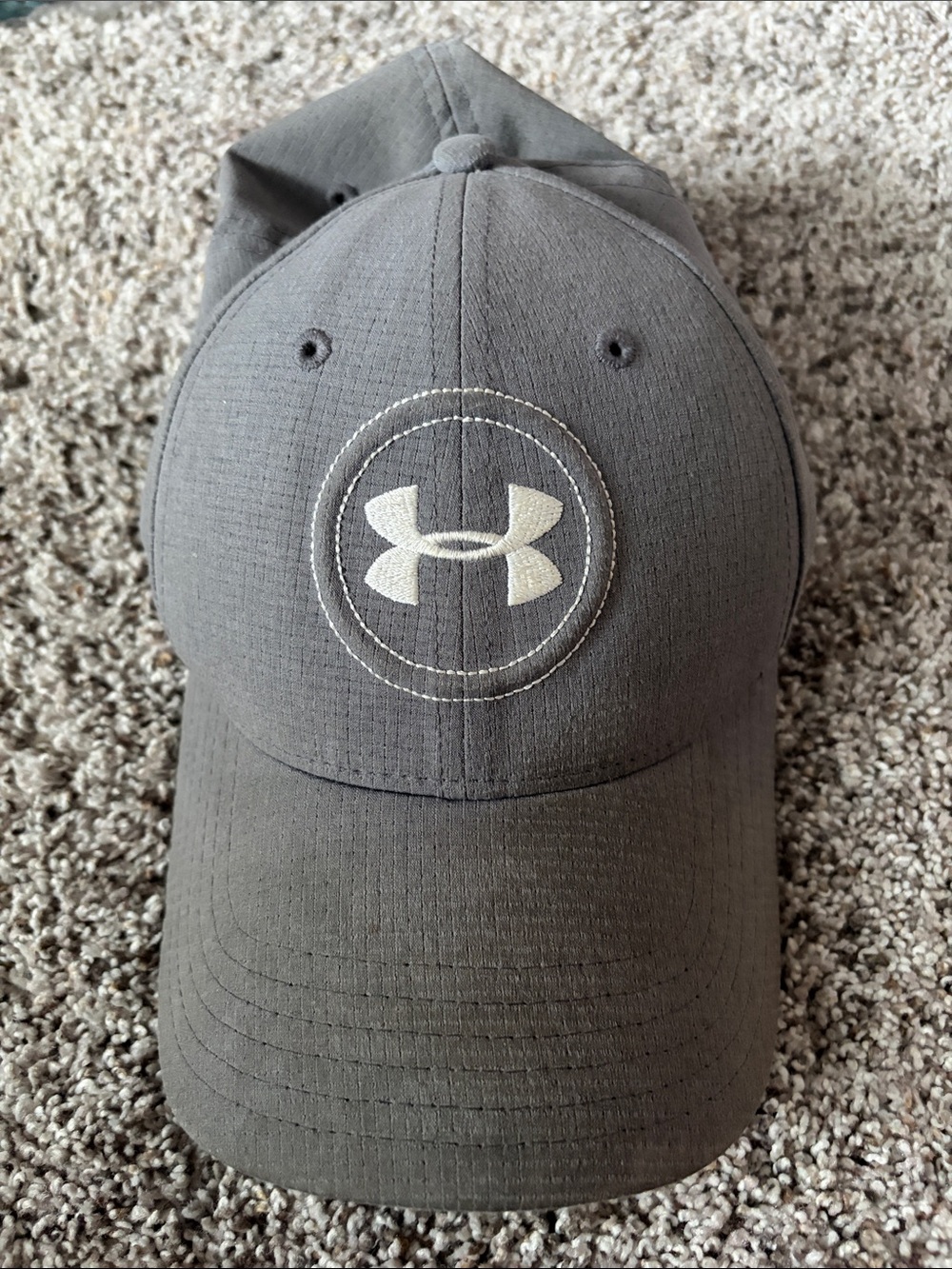 Under Armour Men's Gray Logo Golf Cap
